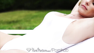 Cory Chase hátsó bejárata megkefélve