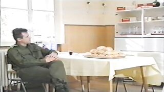 Csőre töltött lövegek - Magyar szinkronos teljes vhs pornófilm