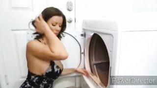 Perverz milf anyuka a fiával dug