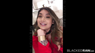 Brenna Sparks és a barna himbilimbi