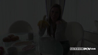 Its POV - Athina Love a magyar pornófilmes csajszi hátsó bejáratba tolva