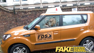 Fake Driving School - Tini spiné az oktatóval dug
