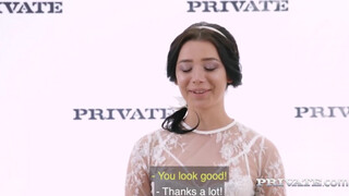 Private.com - Tiny Emily a pici keblű szépség