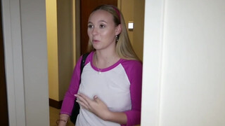TeenPies - Tiffany Kohl puncija megtöltve