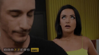 Brazzers - Zuzu Sweet-et análba döngeti a Barista manus