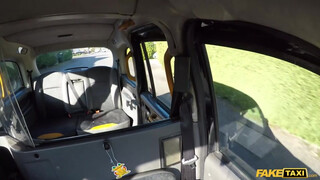Fake Taxi - Myla Elyse bekapja a pélót