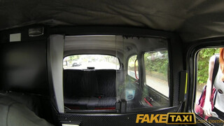 FakeTaxi - Zara DuRose seggluka megrakva