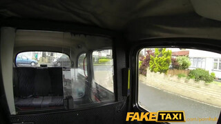 FakeTaxi - egy izgató irodista spiné