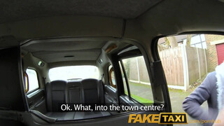 FakeTaxi - cseh picsa széttárja a lábait és mindent enged