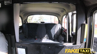 Fake Taxi  - ez a bige csak a kőkemény kárót szereti