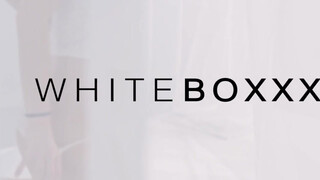 WhiteBoxxx - kicsmellű lány rendesen megdöngetve