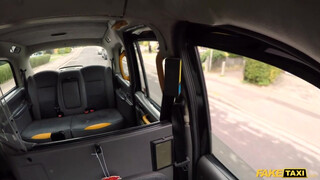 Fake Taxi - Rae Lil a perverz fiatal bige