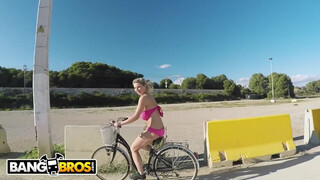 BANGBROS - Katerina Hartlova a nagy tőgyes milf