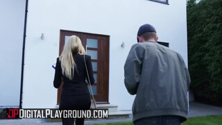 Digital Playground - Alessa Savage és Amber Jayne megosztják a pélót