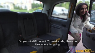 Fake Taxi - Vékony méretes kannás kolumbiai kiscsaj