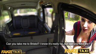 Fake Taxi - Sophie Anderson az óriás kannás világos szőke milf