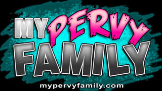 Skylar Vox a méretes tőgyes húgi - MyPervyFamily