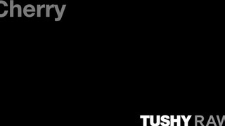 TUSHYRAW - Cherry Kiss rendesen popóba rakva