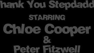 Chloe Cooper a méretes cicis háziasszony - MyPervyFamily