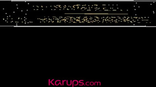 Karups - Di Devi borostás picsája megdöngetve