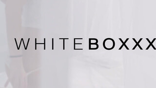 WhiteBoxxx - Darcia Lee a hatalmas mellű magyar kokeró kiscsaj