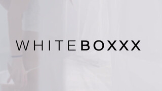 WhiteBoxxx - Bunny Love a vékony magyar kokeró nőci