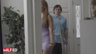 MILFED - Kagney Linn Karter fiatal hapsival baszik