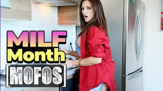 MOFOS - Mandy Flores feneke meghágva