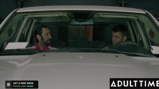 ADULT TIME - Kanos ex-fegyenc végre beteljesül a szexy sztriptíztáncosnő, Kenna James karjaiban