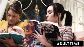 ADULT TIME - Iskolás Freya Parker beleszeret félénk leszbi tanítójába, Gizelle Blancóba