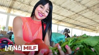 Sofia Galindo forró spanyol seggét durván megdugják szaftos pinában